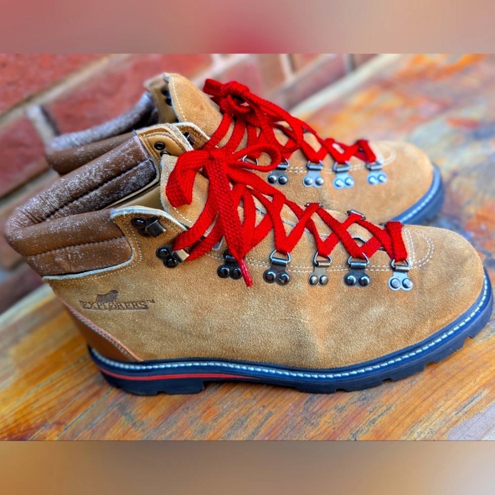 Vintage Explorers hiking boots, brown leather, red laces size 12 mens